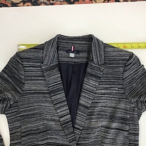 Tommy Hilfiger stretch fitted polyester blend blazer with elbow patches. Sz 12 - Picture 7 of 15